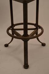 Industrielle Hocker aus Stahl mit Stahlsockel und Holzsitzen