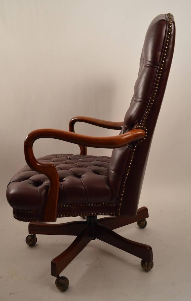 Swivel Tilt Tufted Leather Chair In Excellent Condition In New York, NY