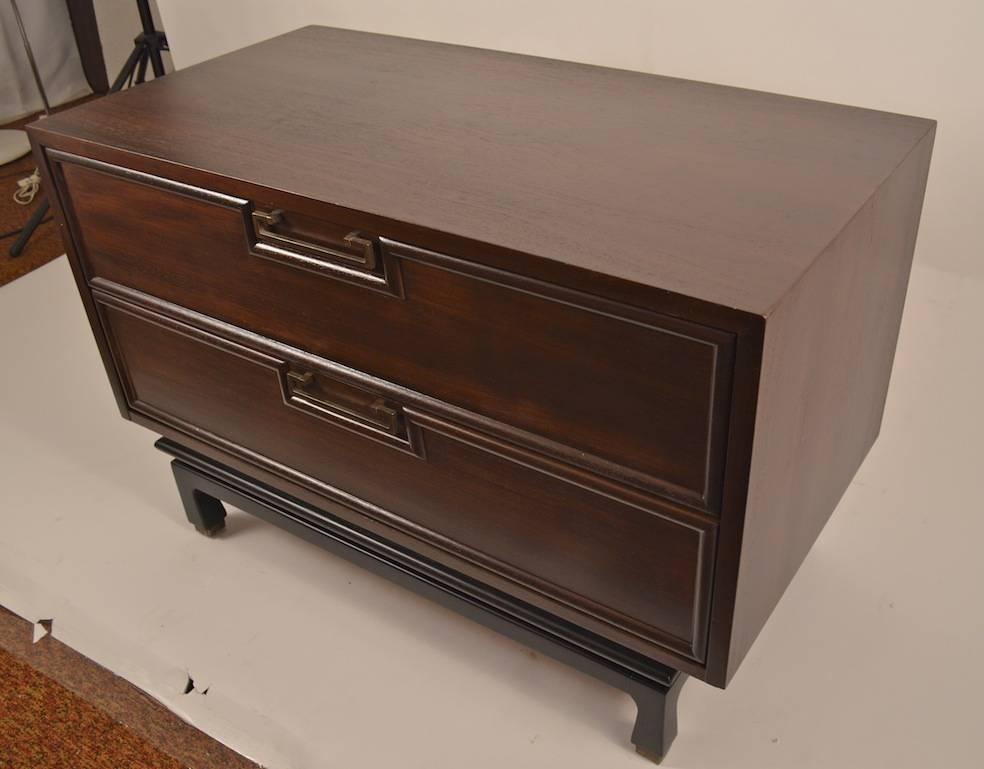 Mid-Century Modern Pair of Drawer Nightstands by American of Martinsville
