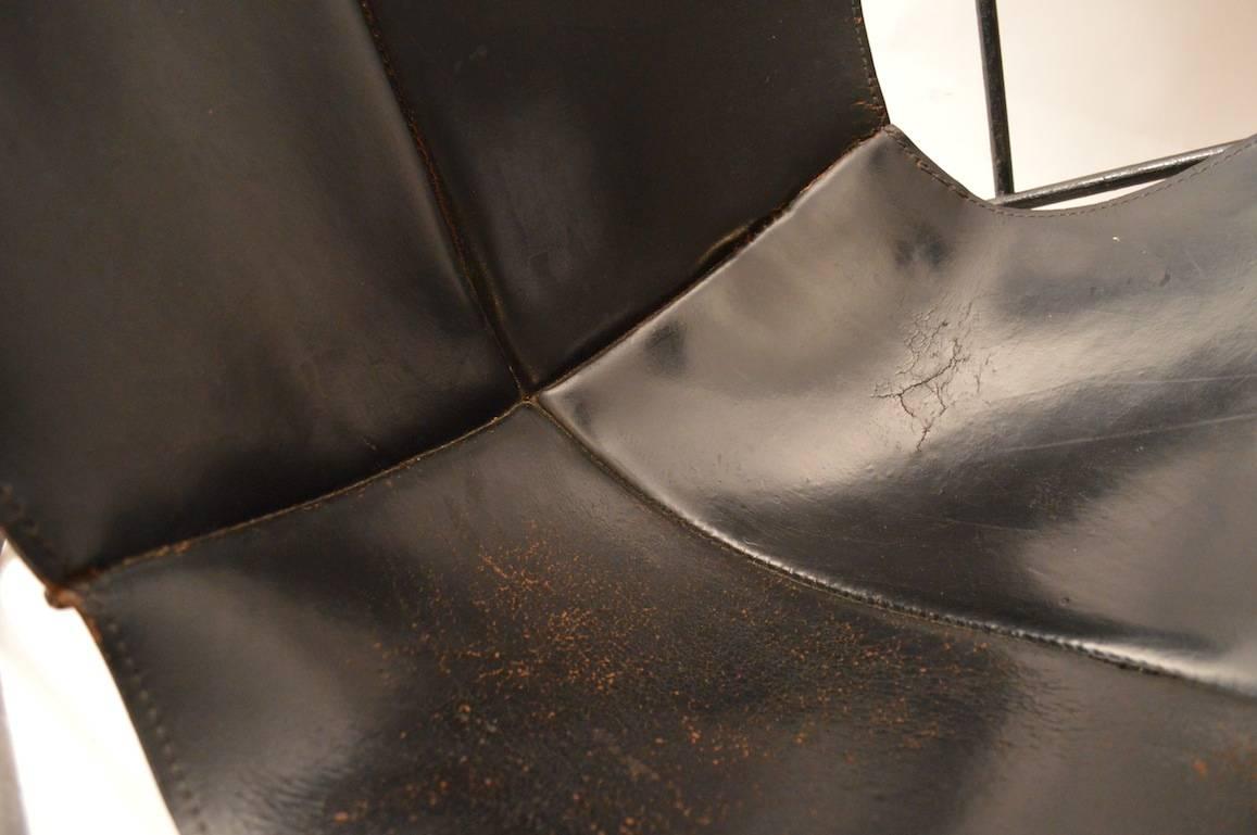 Mid-Century Modern Slick Original Hardoy Butterfly in Black Leather