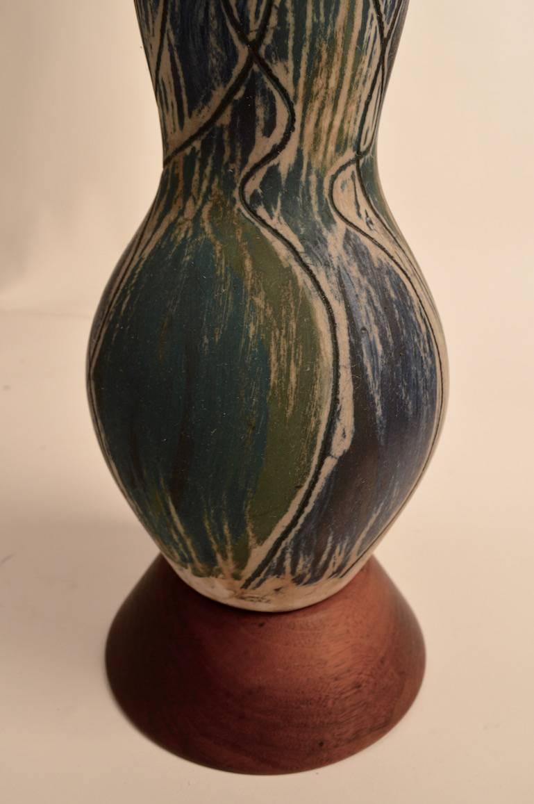 Lampe en poterie d'art du milieu du siècle dernier Excellent état - En vente à New York, NY