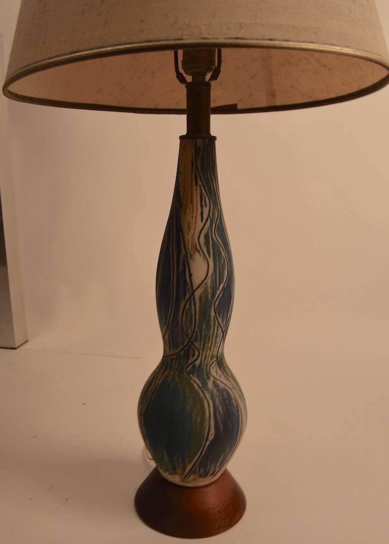 Mid-Century Modern Lampe en poterie d'art du milieu du siècle dernier en vente