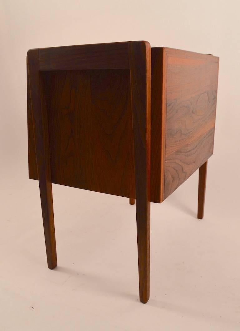 American Pair of Jens Risom Nightstand End Tables