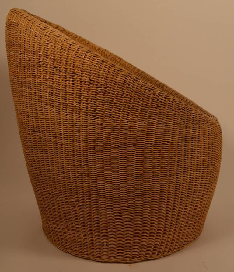  Woven Wicker Mod Tub Chair In Good Condition In New York, NY