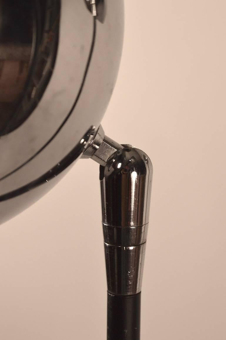 Late 20th Century Chrome Ball Adjustable Floor Lamp with Black Base and Stems For Sale