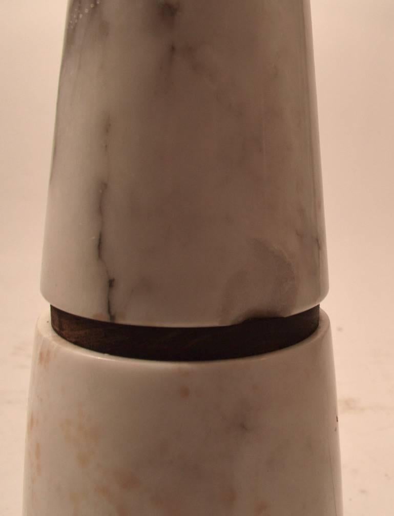 Mid-20th Century Modernist Italian Marble Lamp For Sale