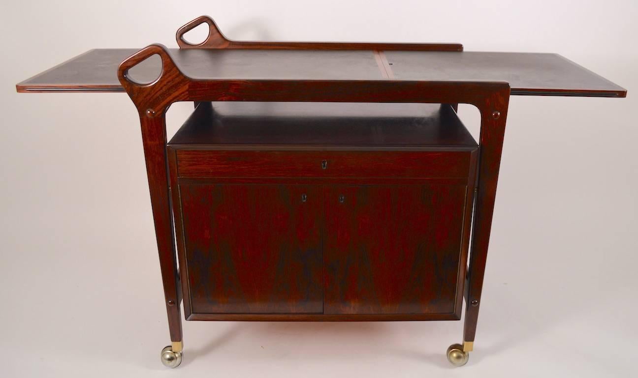 Gorgeous Danish Modern Rosewood Cart In Good Condition For Sale In New York, NY