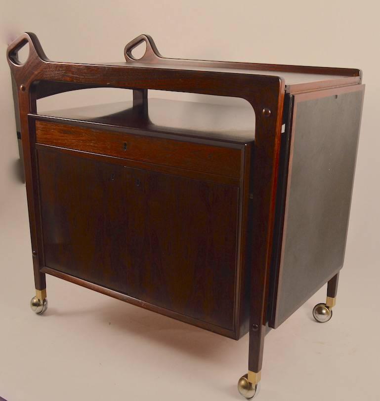 Gorgeous Danish Modern Rosewood Cart For Sale 1