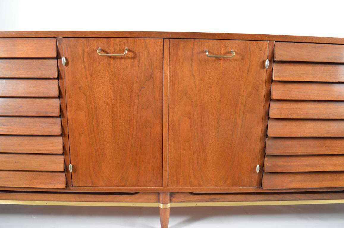 Large Dresser by Merton Gershun for American of Martinsville In Excellent Condition In New York, NY