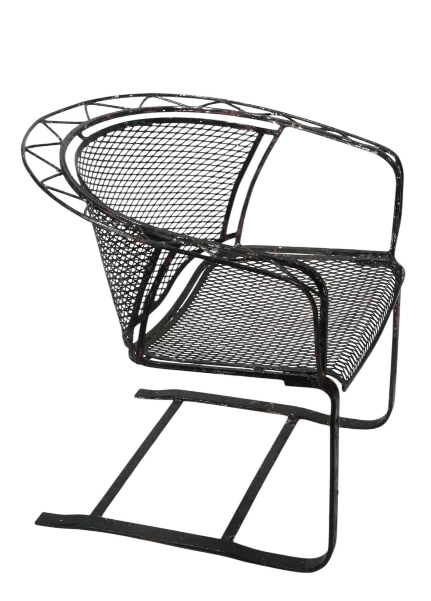 American Salterini Zig Zag Pattern Cantilevered Garden Patio Poolside Dining Height Chair For Sale