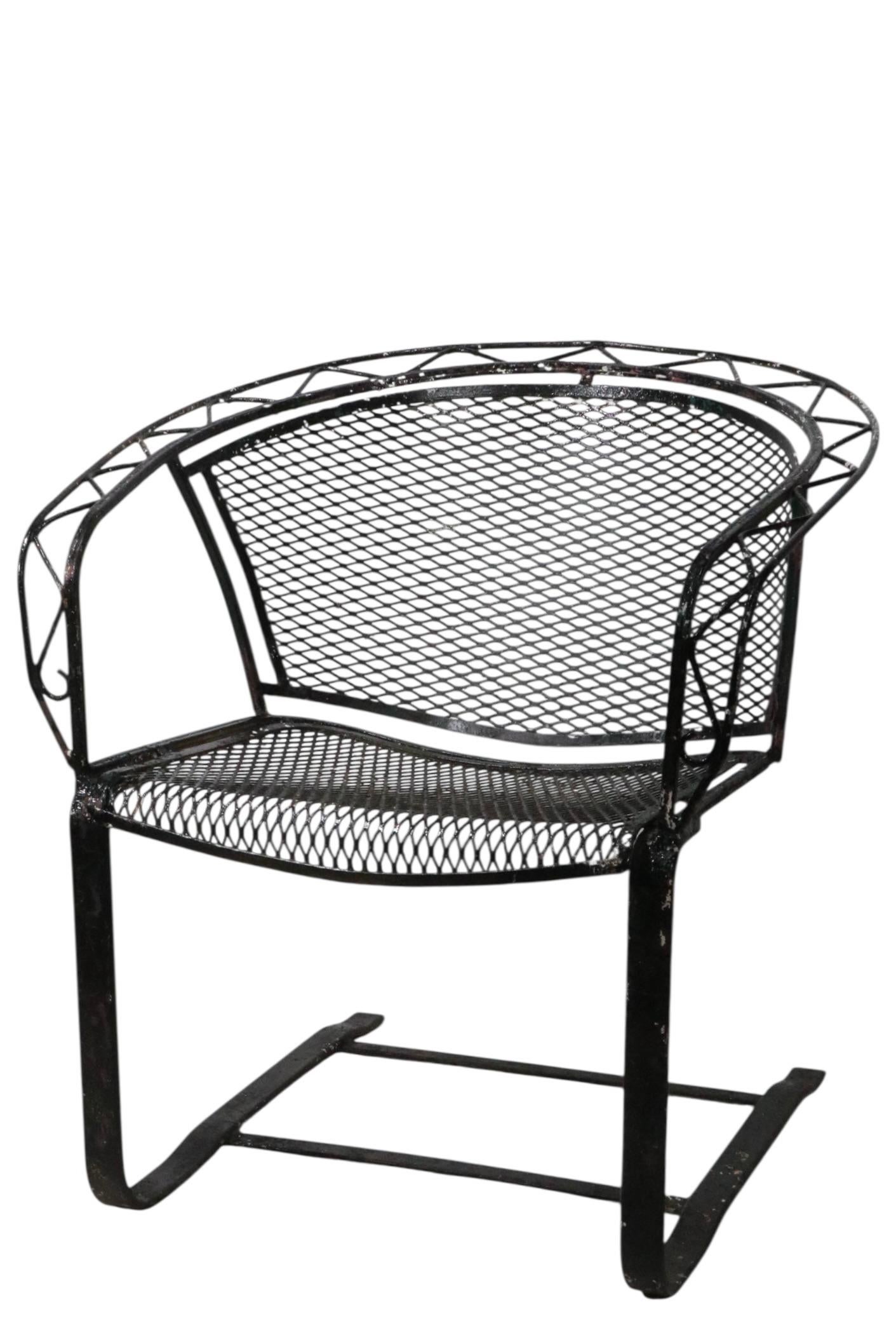 Salterini Zig Zag Pattern Cantilevered Garden Patio Poolside Dining Height Chair For Sale 4