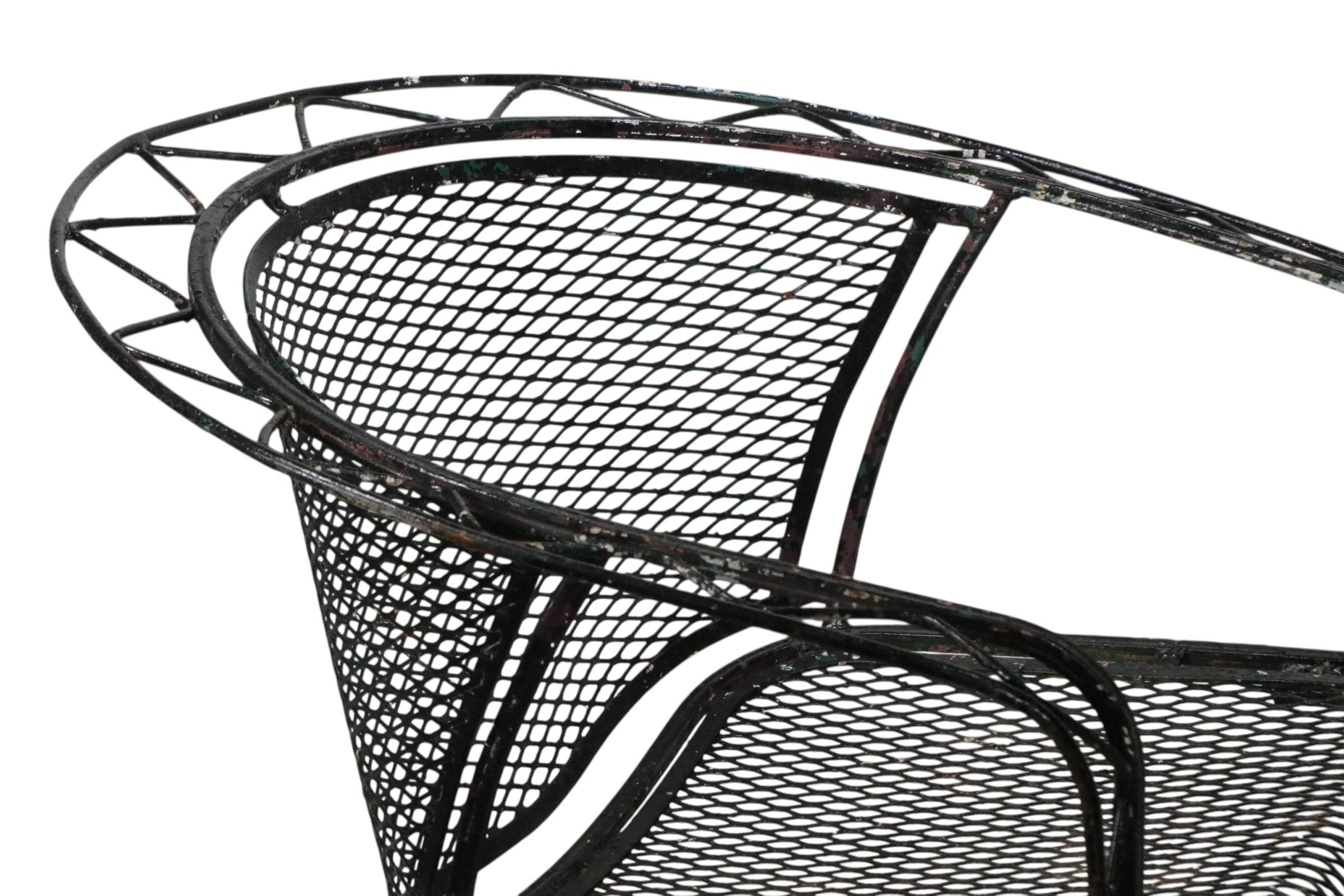 20th Century Salterini Zig Zag Pattern Cantilevered Garden Patio Poolside Dining Height Chair For Sale