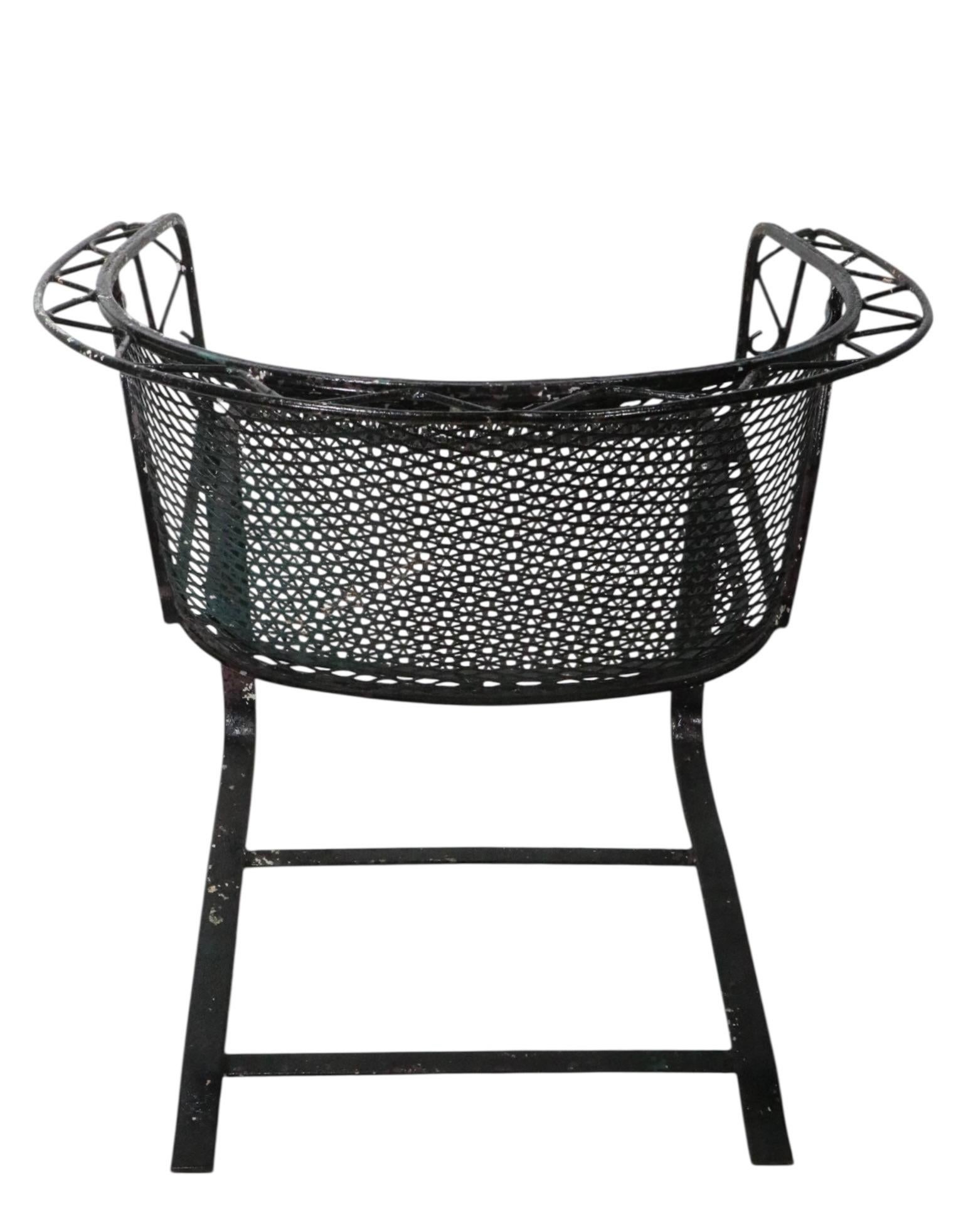 Salterini Zig Zag Pattern Cantilevered Garden Patio Poolside Dining Height Chair For Sale 7