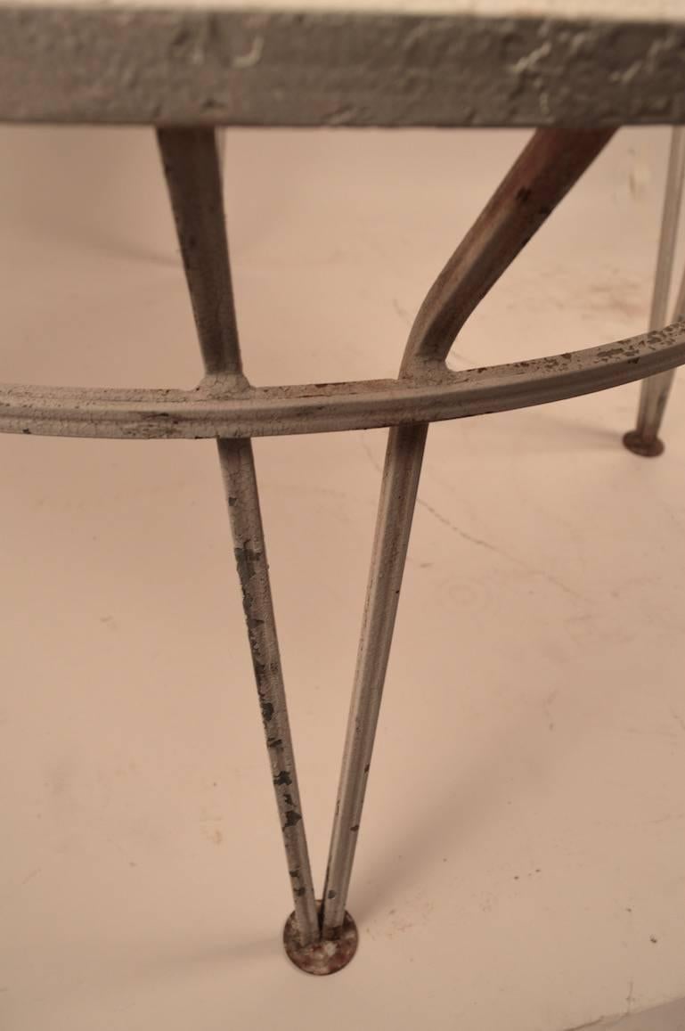 Round Salterini Cocktail Table In Good Condition In New York, NY