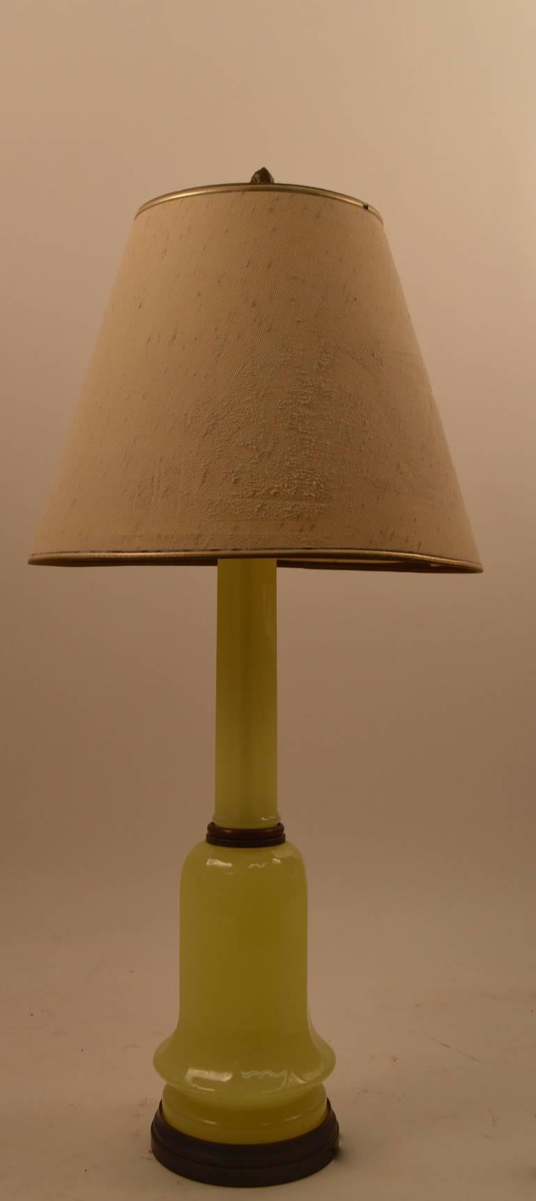 American Single Table Lamp in Yellow Glass