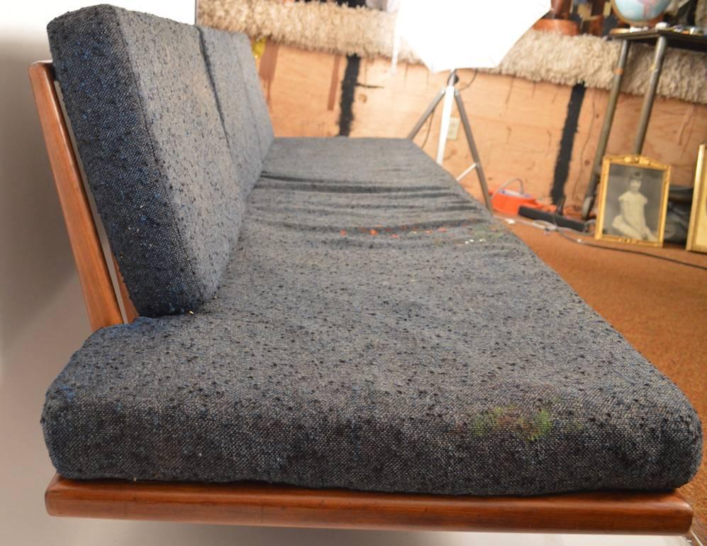 Mid-Century Modern Rare Smilow Daybed Couch For Sale