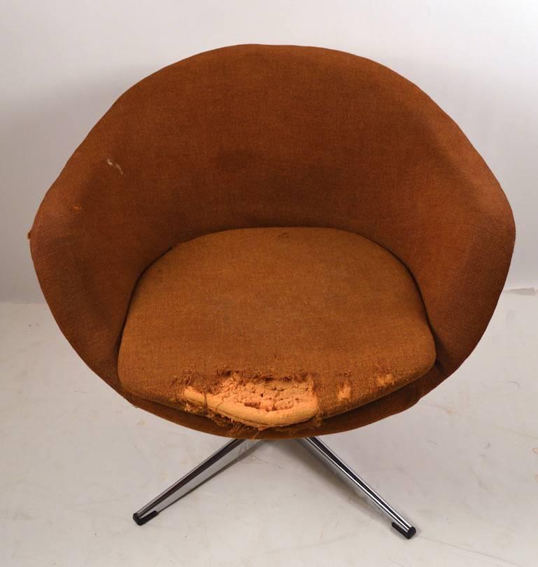 Mid-Century Modern Pair of Swedish Overman Swivel Pod Chairs, Need Reupholstery
