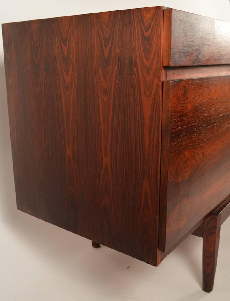 Rare Rosewood Ib Kofod-Larsen Credenza for Faarup Møbelfabrik In Good Condition In New York, NY