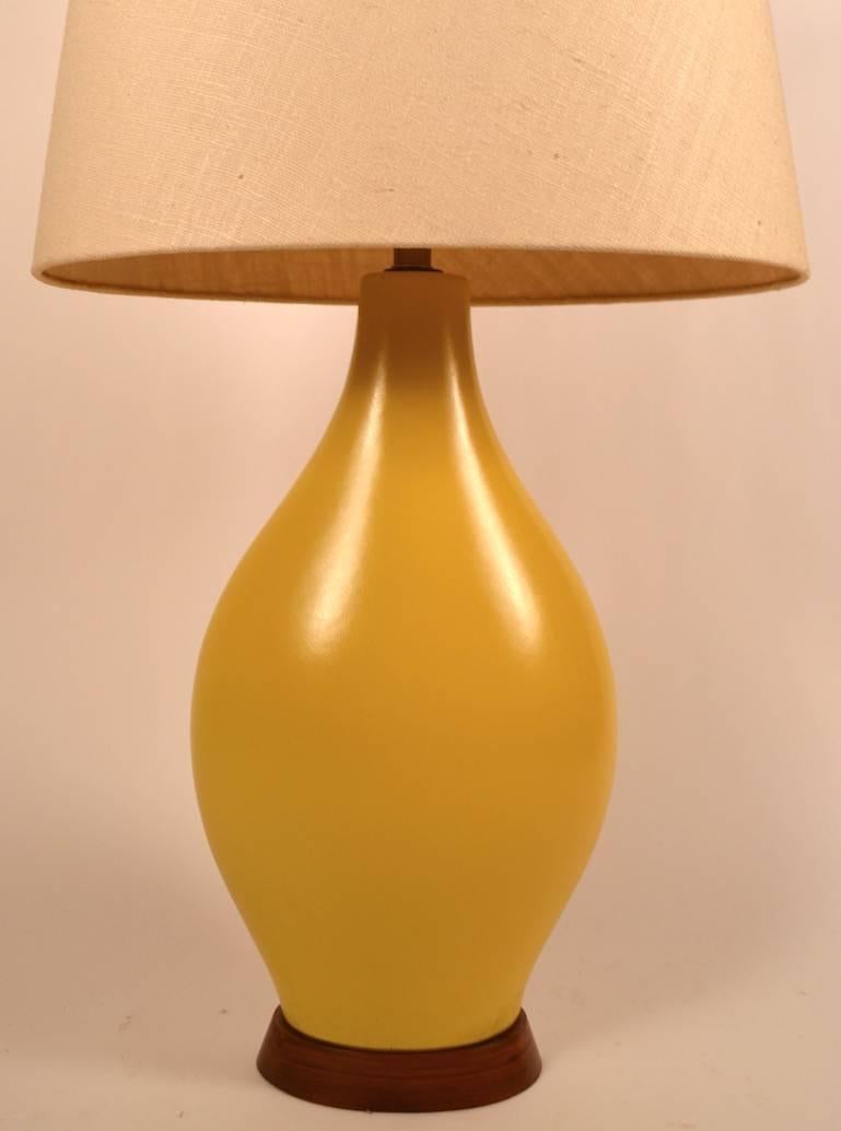 Large Teardrop Form Yellow Ceramic Table Lamp In Excellent Condition For Sale In New York, NY