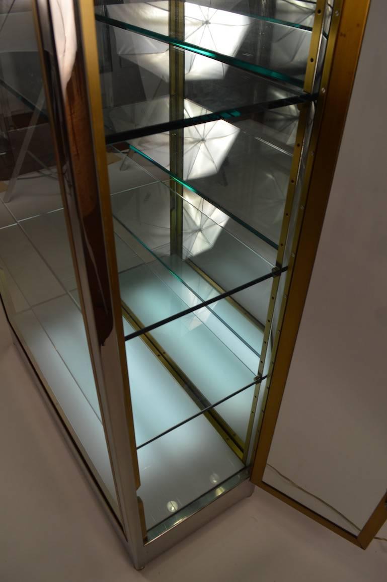 glass vitrine display cabinet