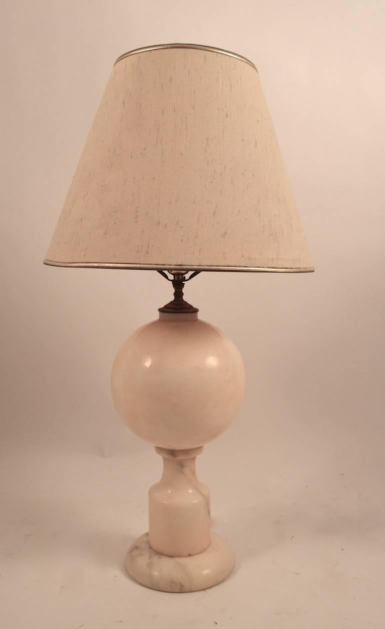 Bold Ball Form Marble Lamp In Excellent Condition For Sale In New York, NY