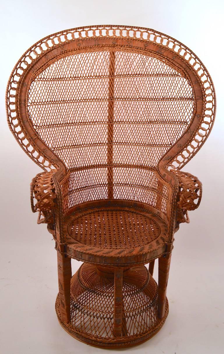 Classic Wicker Emanuelle Peacock Chair 1