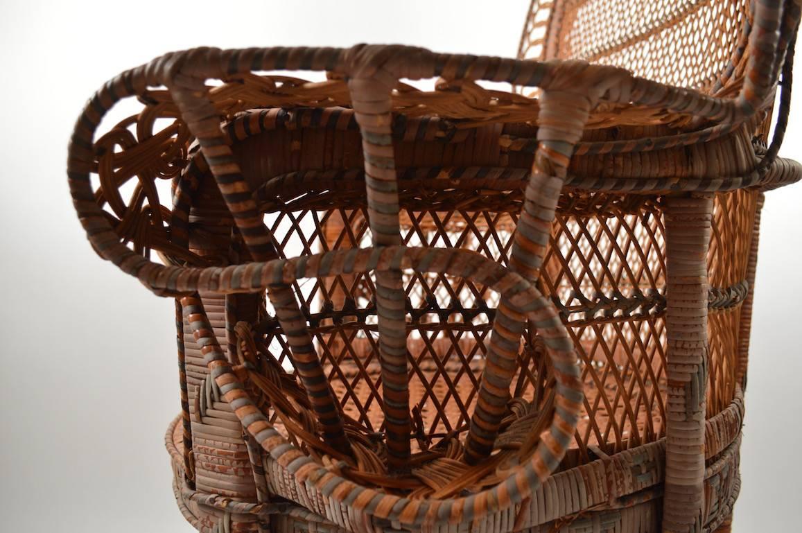 Classic Wicker Emanuelle Peacock Chair 2