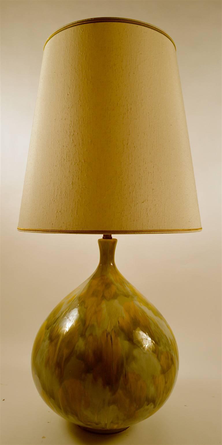 Mid-Century Modern Very Large Ceramic Drip Glaze Lamp with Original Shade For Sale