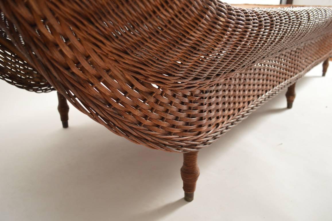 American Victorian Wicker Chaise Recamier Daybed