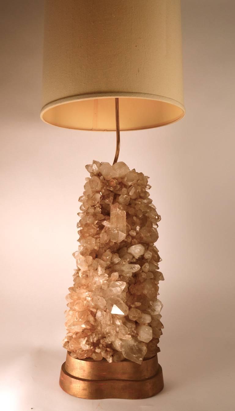 Stunning Carole Stupell Quartz Table Lamp 4