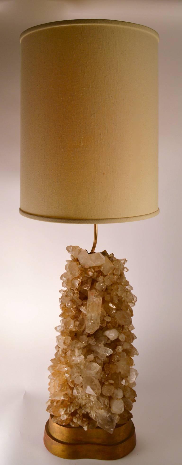 Stunning Carole Stupell Quartz Table Lamp 5