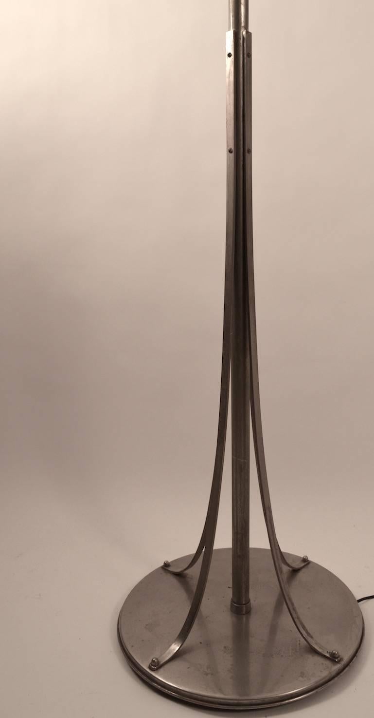 Importante lampe Art Déco de l'ère de la machine par Hugo Gnam en vente 3