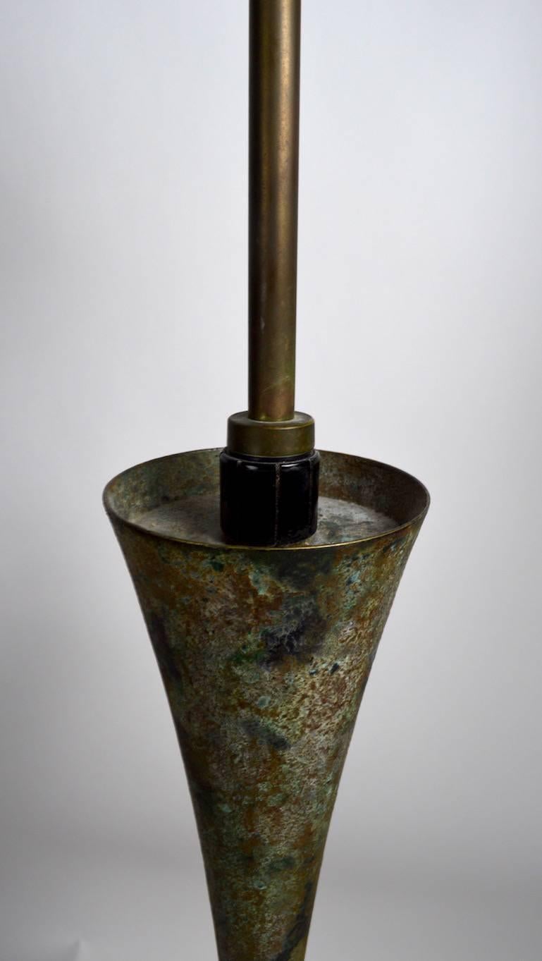 Américain Lampe de table élégante en forme de sablier vert-de-gris de Stewart James pour Hansen en vente