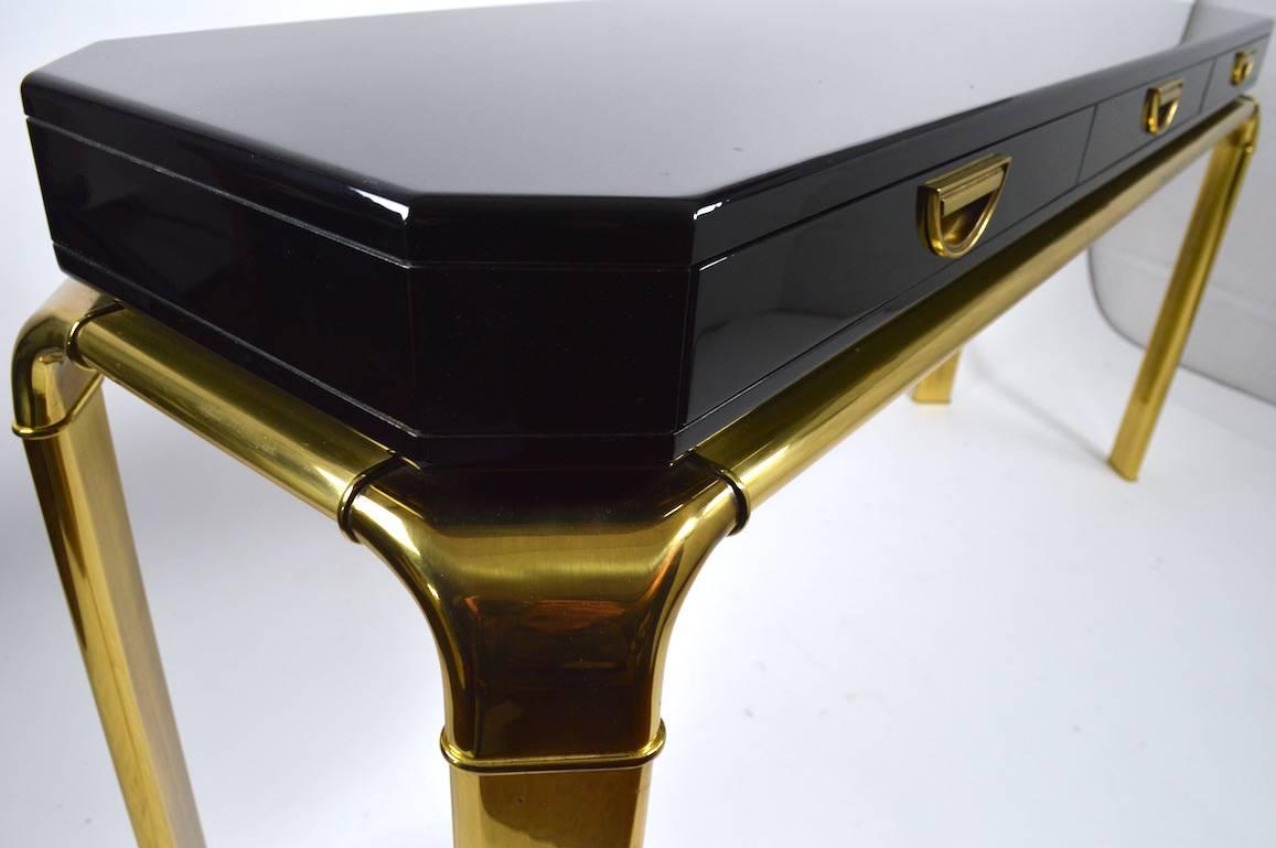 Exceptional John Widdicomb for Mastercraft Black Lacquer and Brass Console Table In Excellent Condition In New York, NY