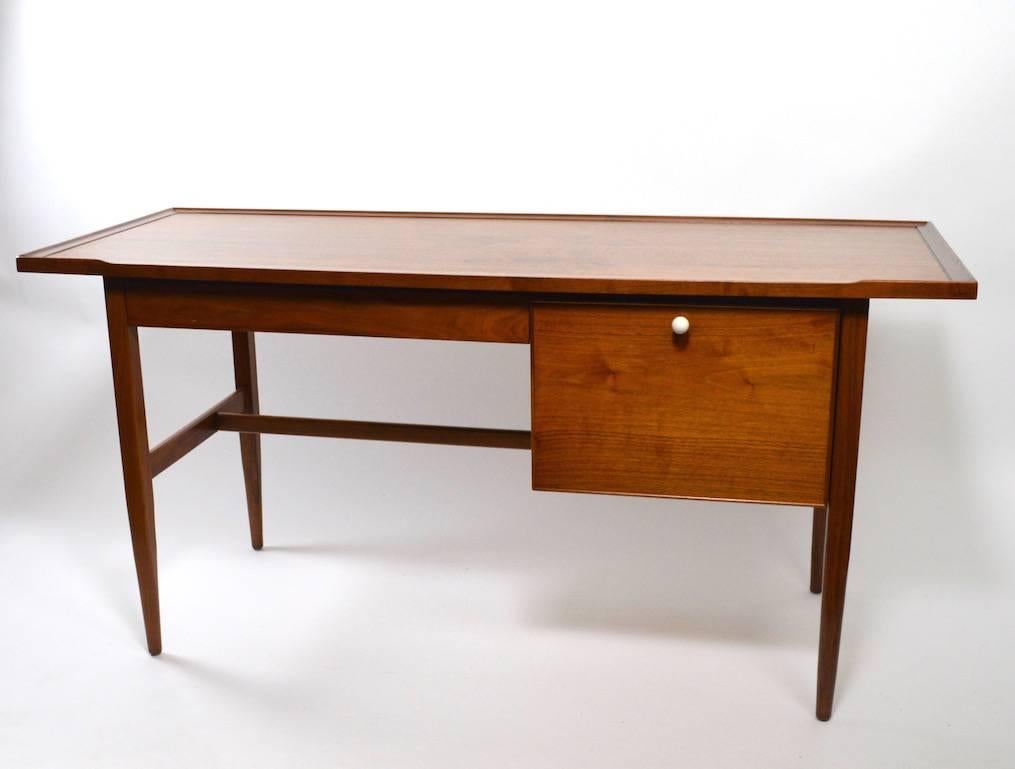 Mid-20th Century Smart Kipp Stewart Mid-Century Desk