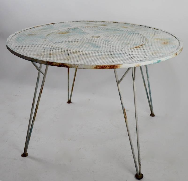 Mid-Century Modern Architectural Metal Mesh Garden Dining Table Attributed to Salterini
