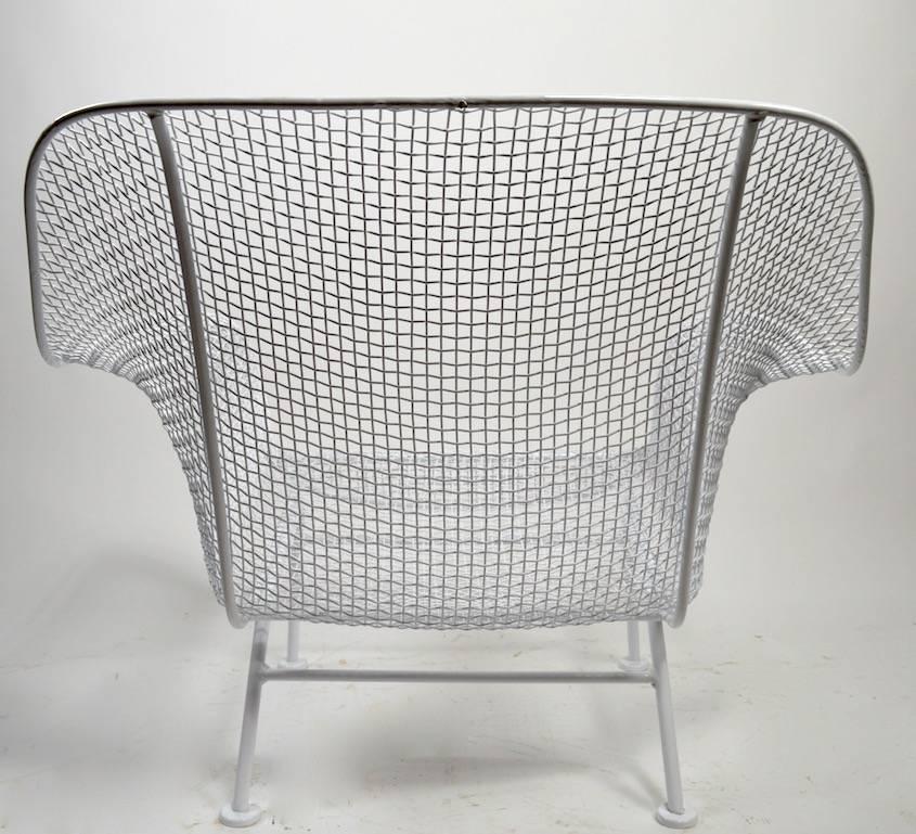 20th Century Pair of Woodard Lounge Chairs Freshly Powder Coated