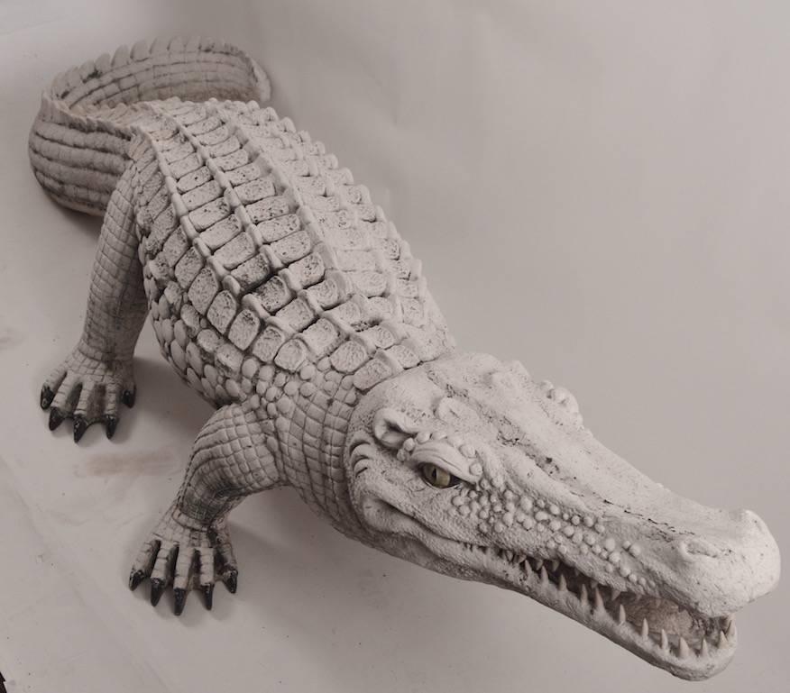  Fiberglass Crocodile in White Paint Surface In Good Condition For Sale In New York, NY