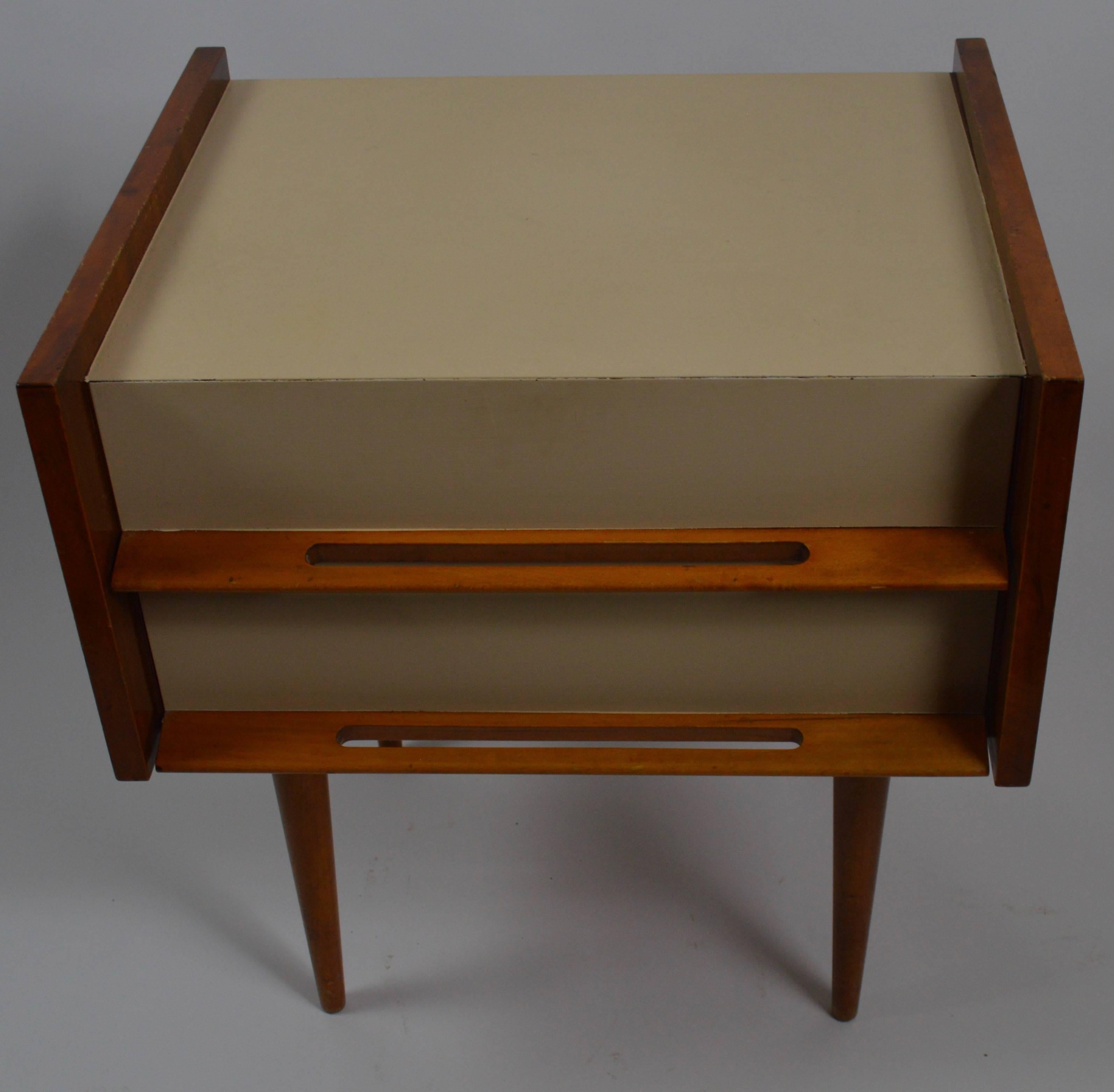 Swedish Pair of Edmund Spence Blonde and White Two-Drawer Nightstands