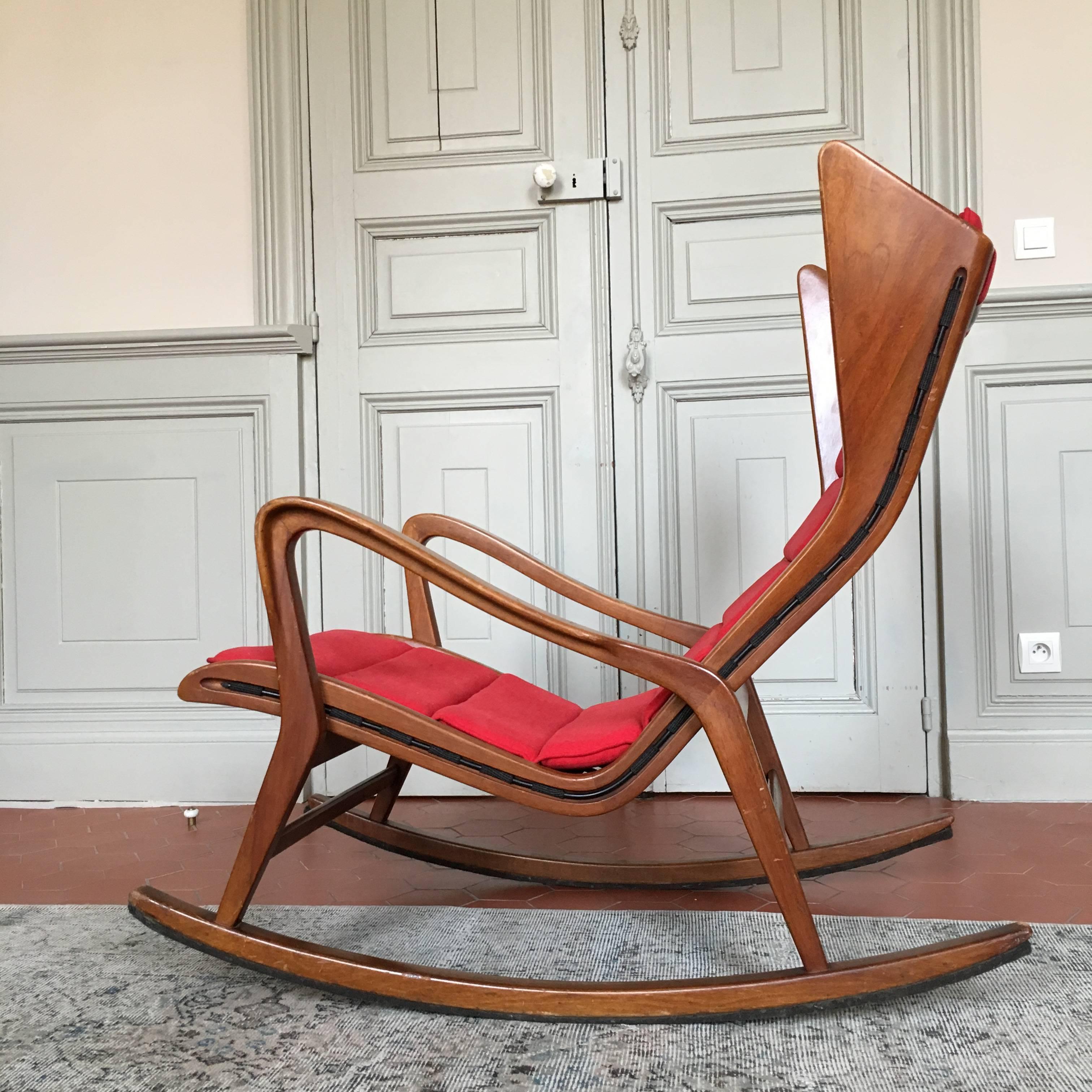 Mid-Century Modern Rare Rocking-Chair Model 572 by the Studio Tecnico Cassina, Italy, 1955