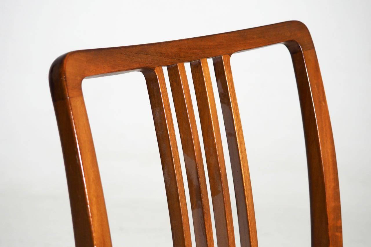 Twelve Dining Chairs in Mahogany with Black Horsehair Seats, circa 1950 In Good Condition In Wichita, KS