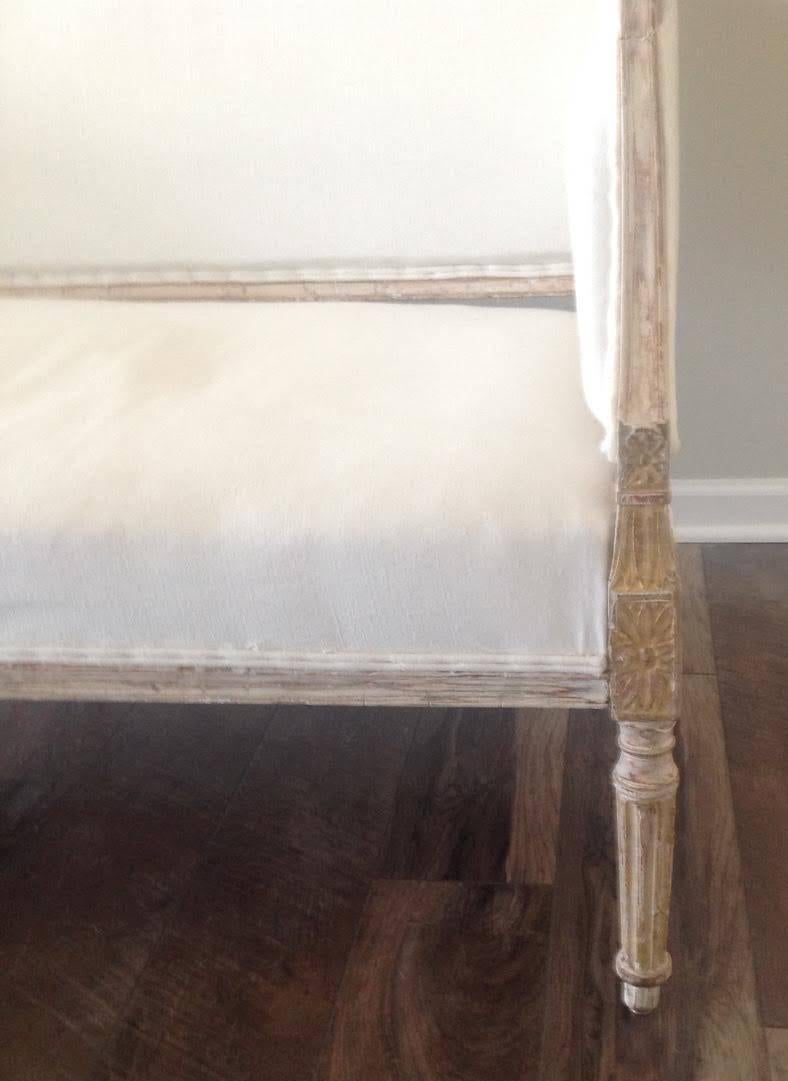 19th Century Swedish Gustavian Sofa in Original Paint 3