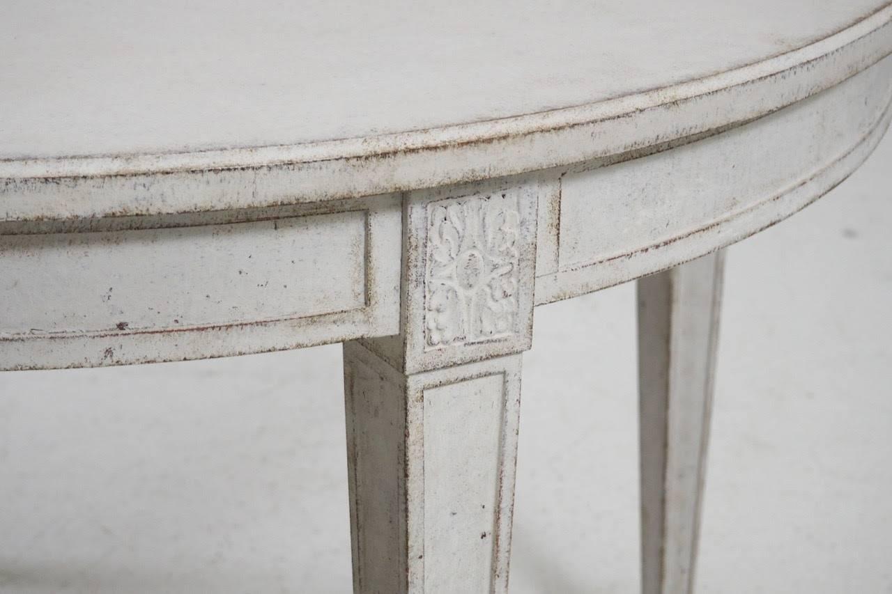 Swedish Gustavian Style Painted Extension Dining Table 2