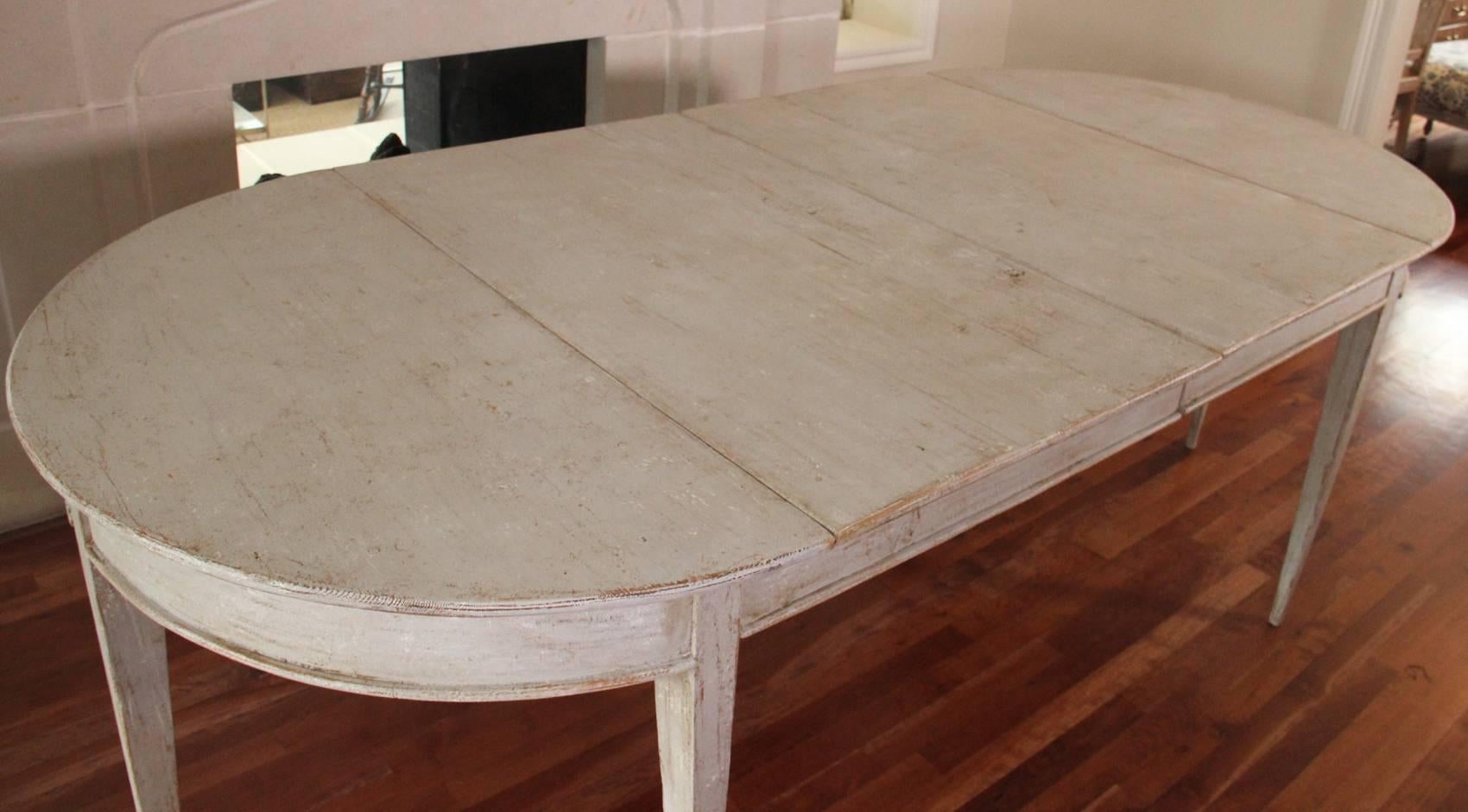 19th Century Swedish Gustavian Period Extension Dining Table 1