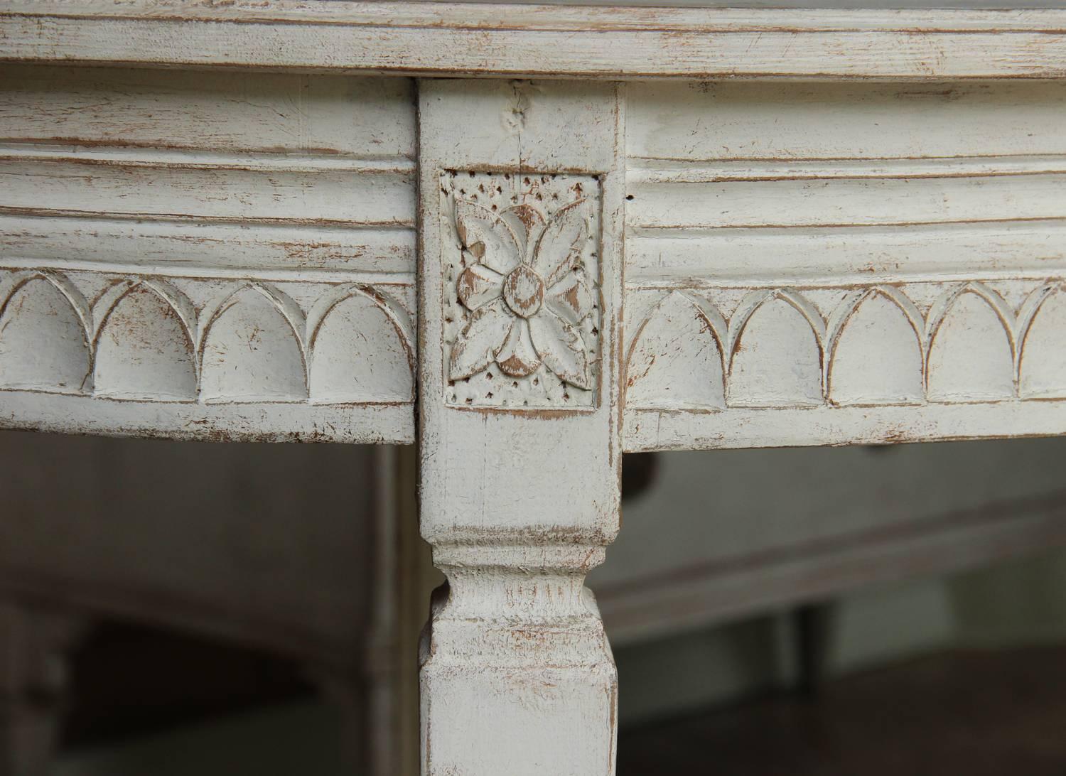 Hand-Carved 19th Century Pair of Swedish Gustavian Bedside Demilune Console Tables