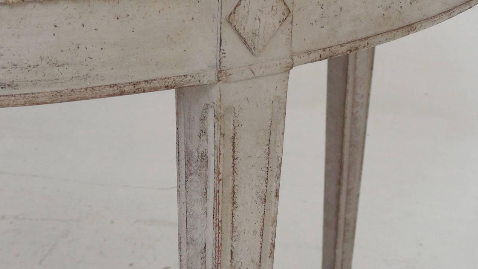 Swedish Extension Dining Table in the Gustavian Style 1