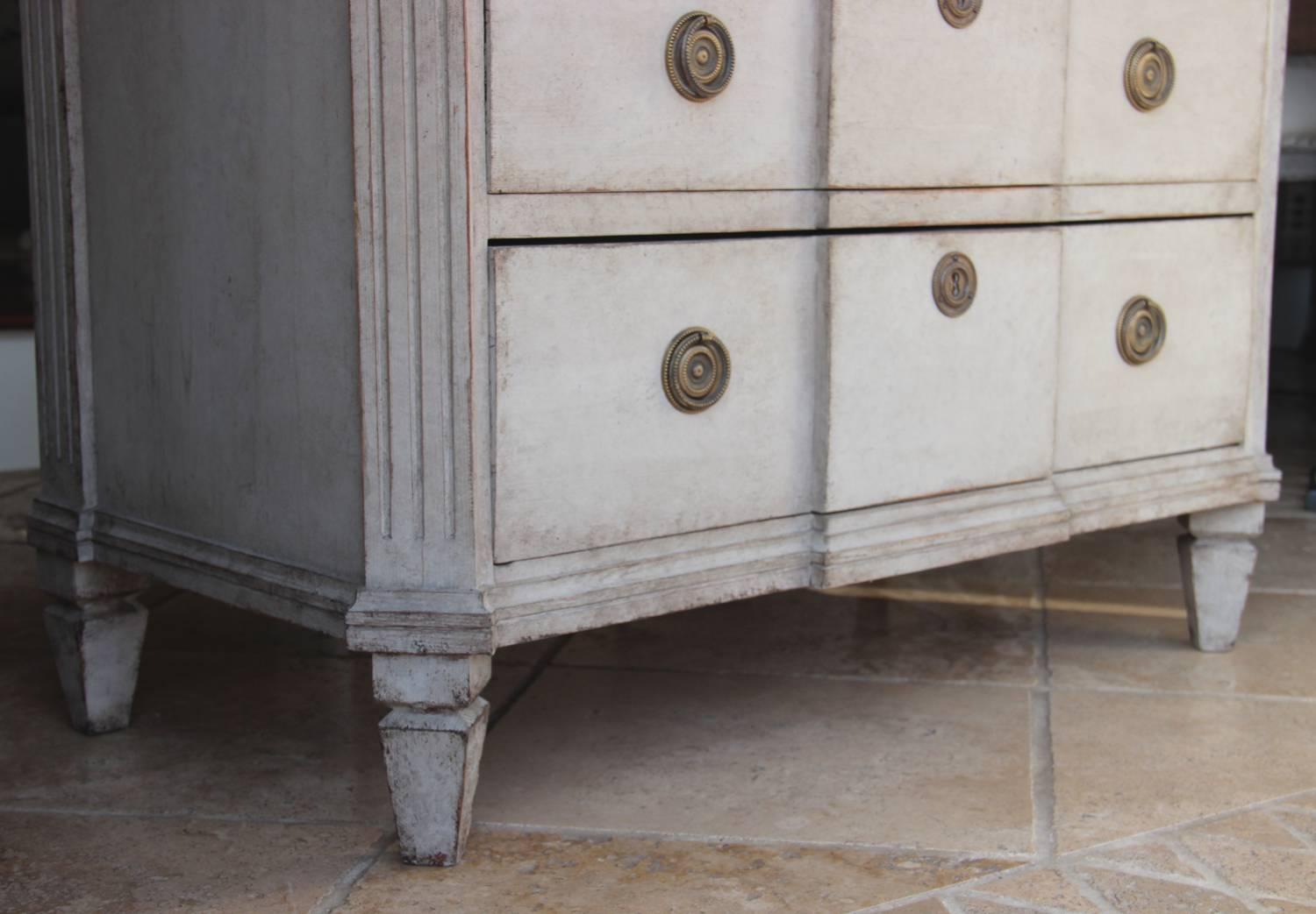 Swedish Gustavian Painted Breakfront Chest with Marbleized Top, 19th Century 1