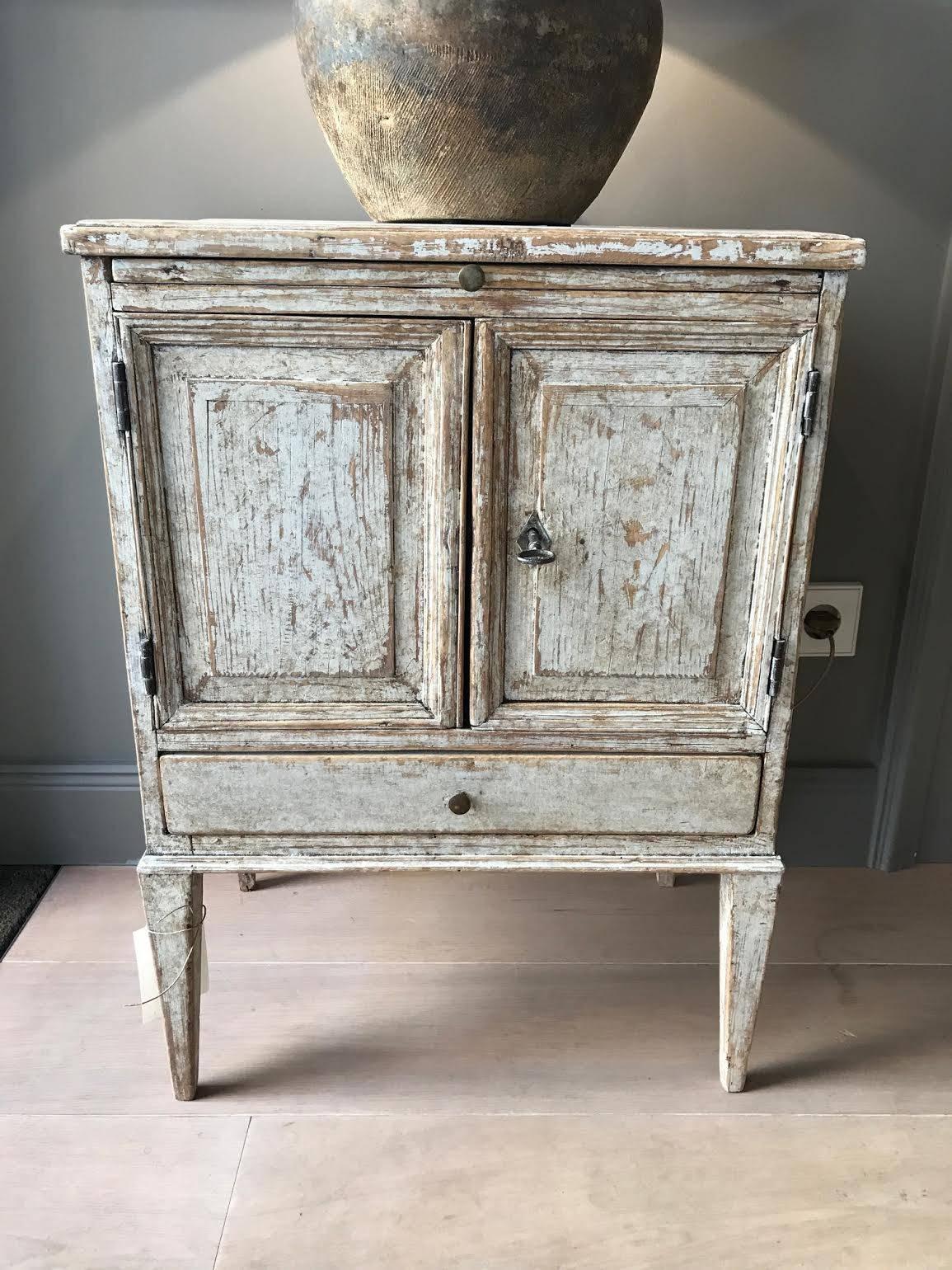 Hand-Crafted 18th Century Swedish Gustavian Period Petite Bedside Table or Nightstand