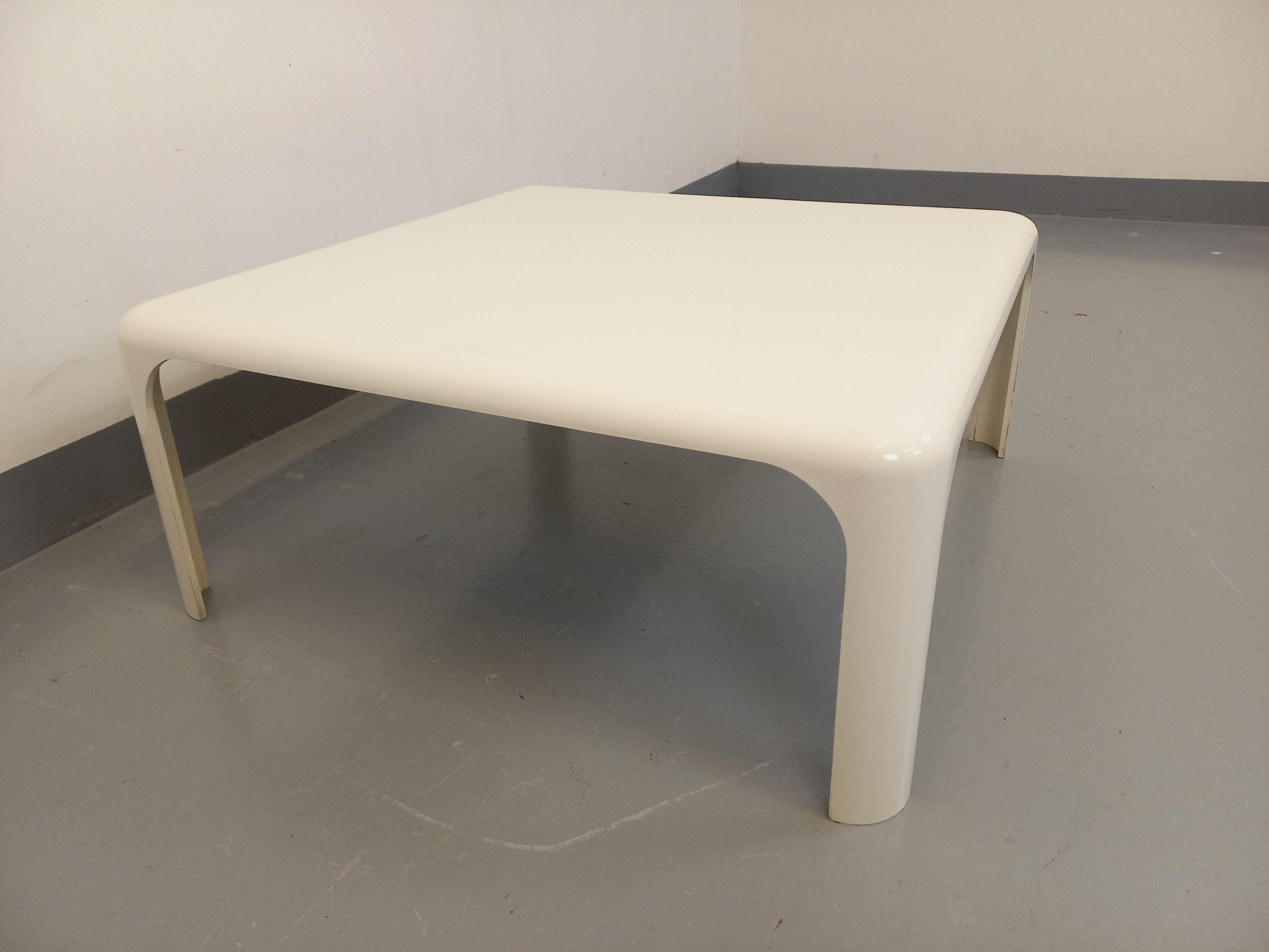 Table basse carrée italienne vintage Demetrio 70 de Vico Magistretti en vente 1