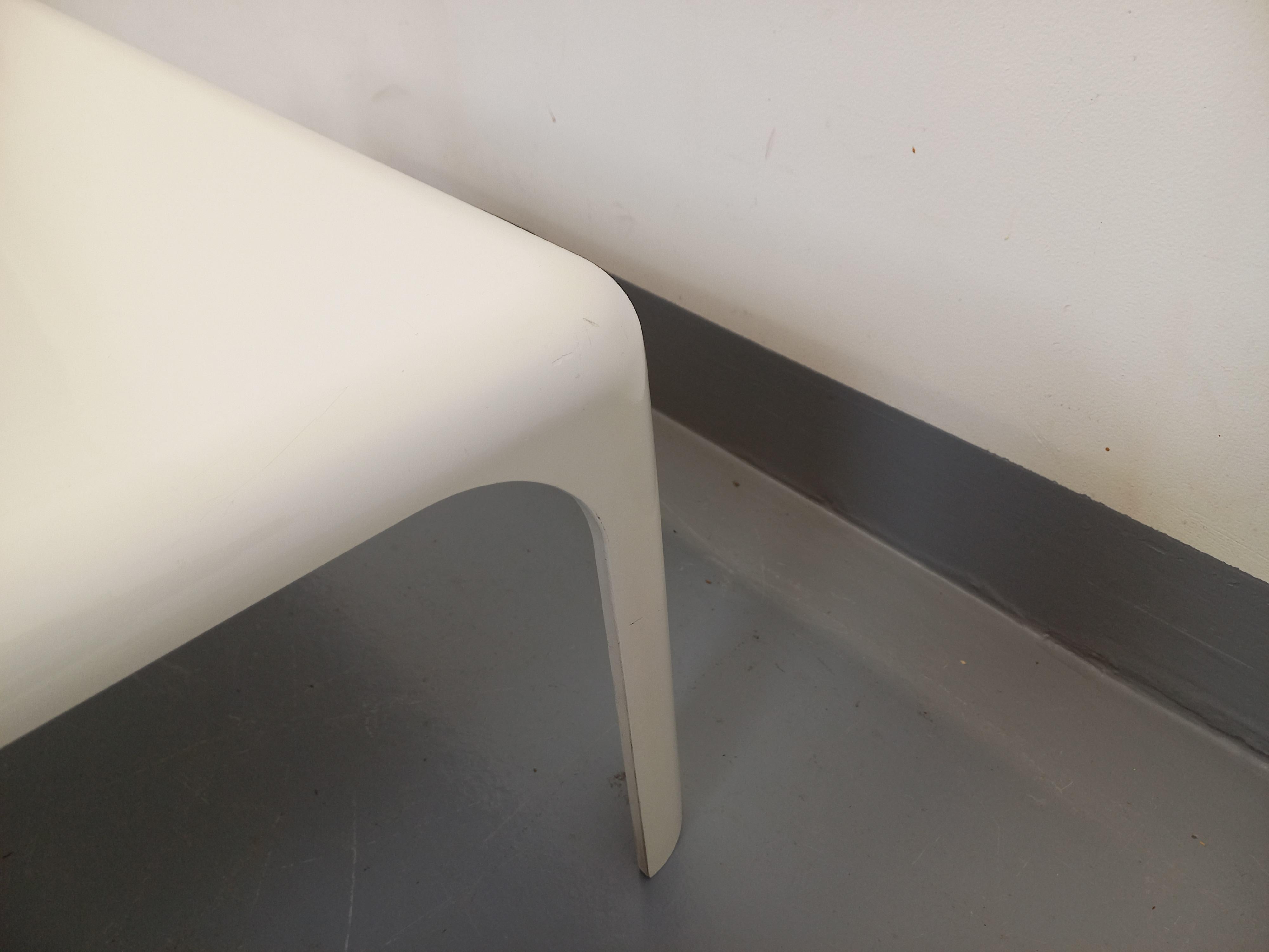 Table basse carrée italienne vintage Demetrio 70 de Vico Magistretti en vente 9